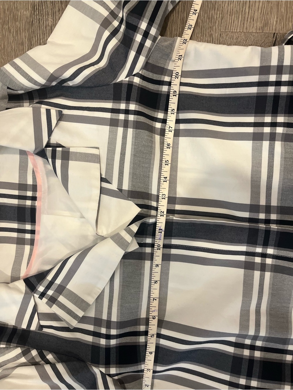 Plaid Belted Trench Coat - White & Black - Picture 8 of 9